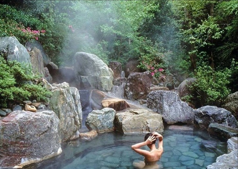 suoi khoang nong tri lieu suc khoe 1